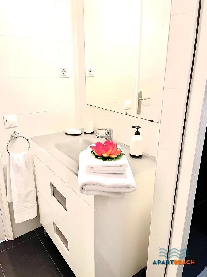 Apartbeach Malta Capri Vistas Playa Y Climatizado Salou