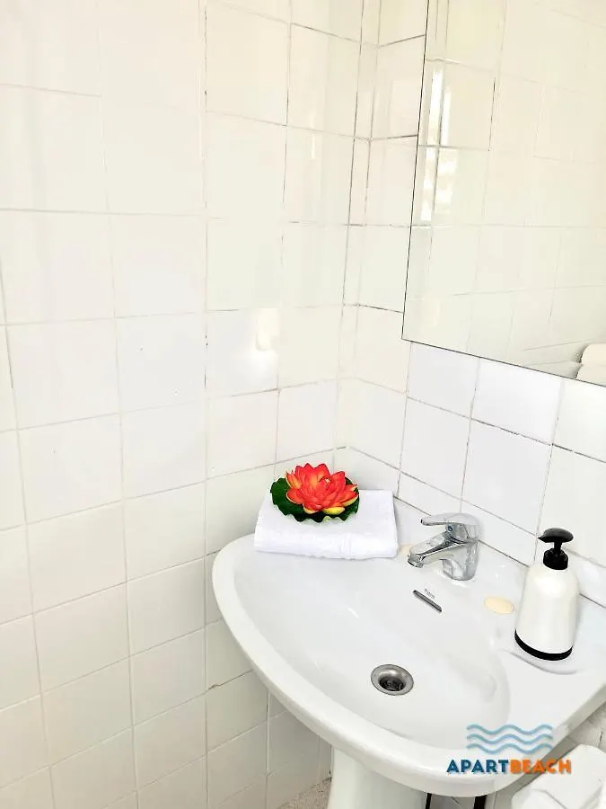 Apartbeach Malta Capri Vistas Playa Y Climatizado Salou 0*,  Spanien